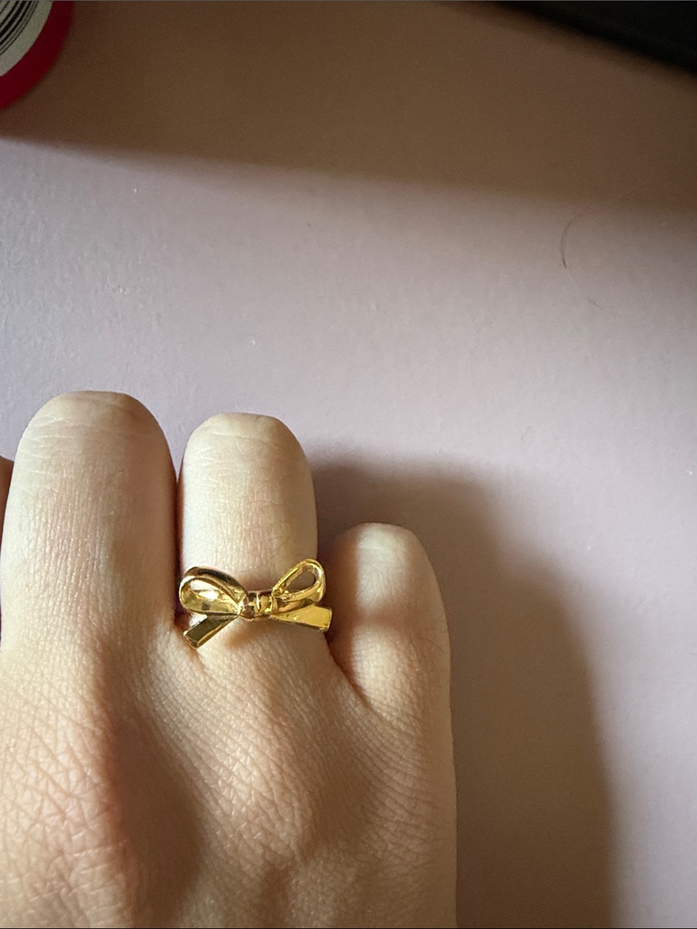 Kate Spade size 5 Gold Bow Accent Ring - Picture 2 of 3